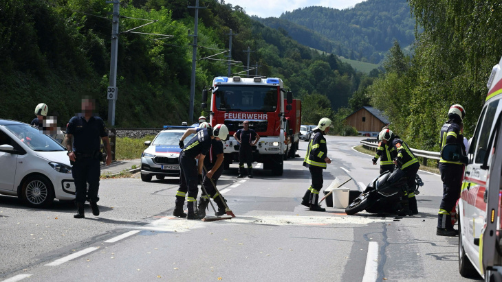 moped-lenker leicht verletzt