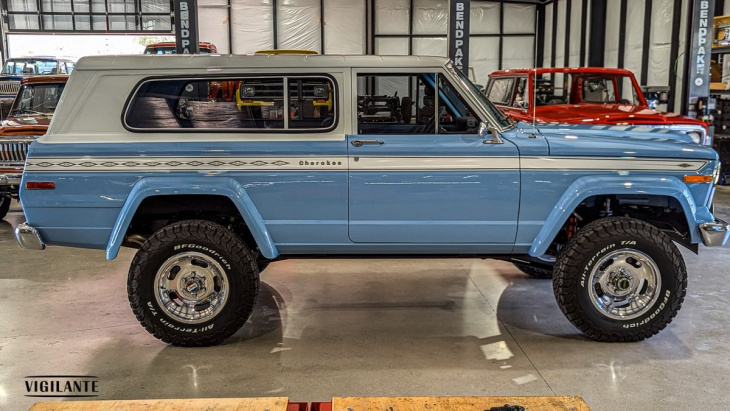 1979 restomod jeep cherokee: v10-meisterwerk von vigilante 4×4!