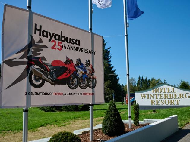 160 motorräder fahren zum „hayabusaclub germany“ quer durch winterberg - die besten bilder