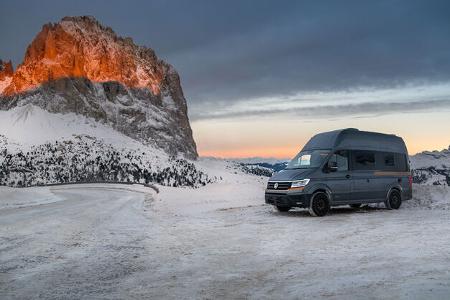 neuer campervan mit hecksitzgruppe auf vw crafter