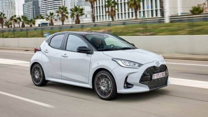 mazda 2 hybrid (2024) in bildern: kennen wir uns nicht? - kicker