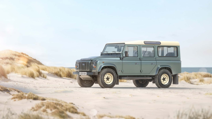 land rover bringt den legendären defender v8 zurück