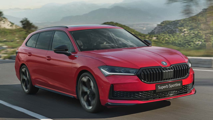 skoda superb sportline (2024): topmodell in turnschuhen