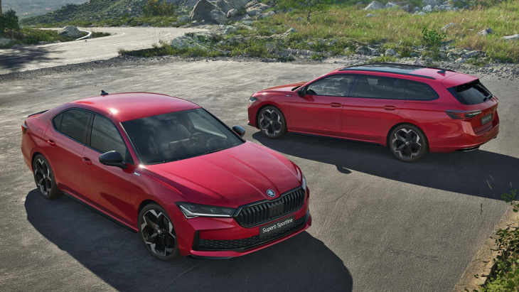 skoda superb sportline (2024): topmodell in turnschuhen