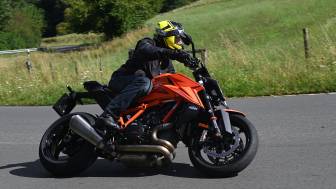 ktm 1390 super duke r im test: gestärktes biest