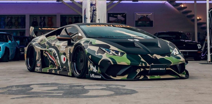 liberty-widebody-kit + camouflage am lamborghini huracan