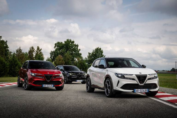 erster test alfa romeo junior veloce (2024): kann dieser romeo herzen brechen?