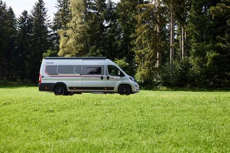 neuer ducato-ausbau mit großem hubbett im heck