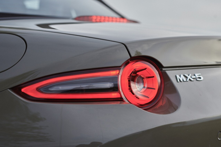 mazda mx-5 – noch mehr fahrspaß im modelljahr 2024