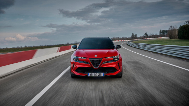 schon gefahren: alfa romeo junior - news - electric wow