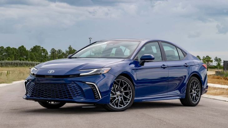 toyota camry (2024) im us-test: immer noch könig