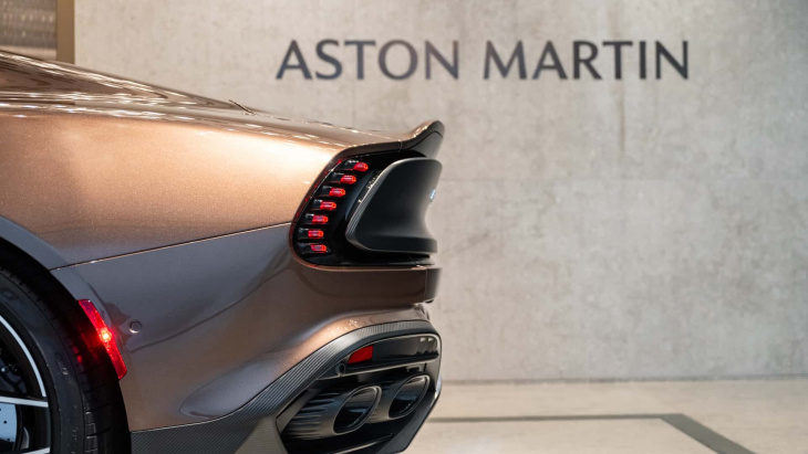 weiterhin mit v12: das ist der neue aston martin vanquish (2025)