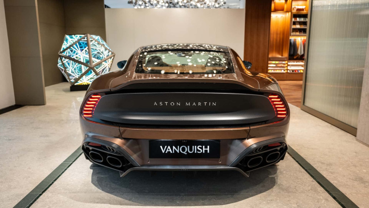 weiterhin mit v12: das ist der neue aston martin vanquish (2025)