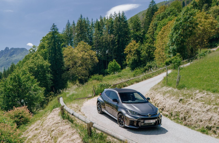 erster test: toyota gr yaris (2024), das leben ist eine  sonderprüfung