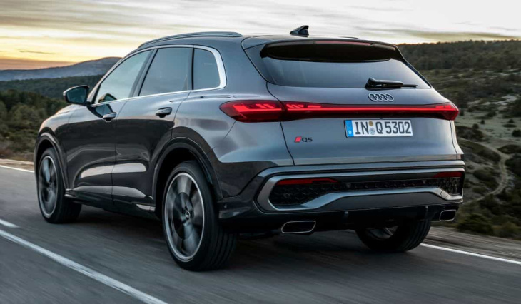 der neue audi q5 verfügt über ein zusätzliches bremslicht und ein anderes design für den europäischen und amerikanischen markt