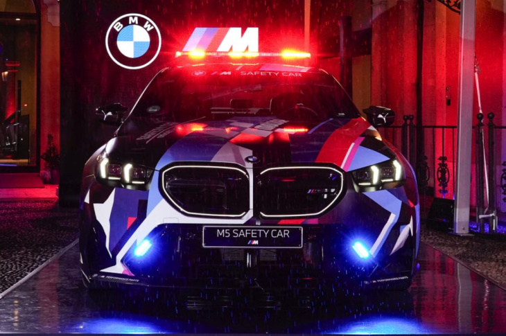 motogp safety car: bmw m5 g90 im rennsport-look