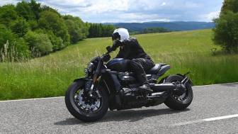 test triumph rocket 3 storm r: heftig voran