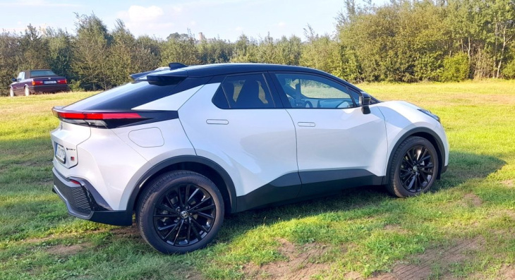 jetzt auch als plug-in-hybrid: der neue toyota c-hr