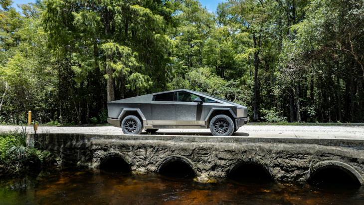 tesla cybertruck awd: das endzeitauto