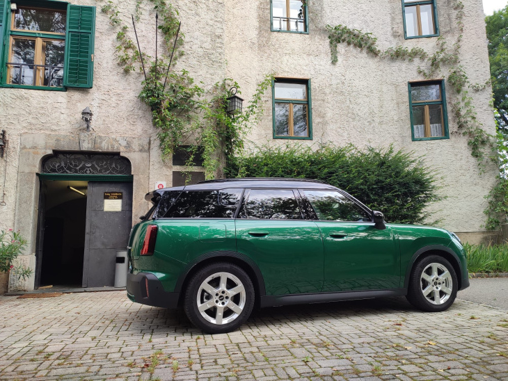 mini cooper se countryman all4 im test