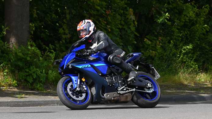 yamaha r1​ im test: ihr letztes rennen​ in freiheit