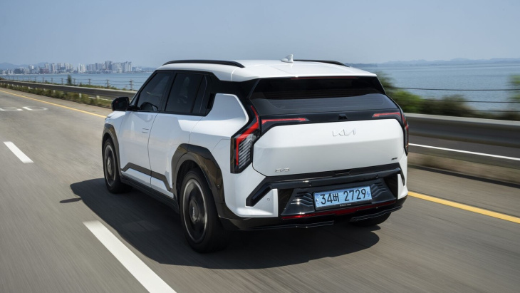 kompakter e-suv mit sportlichem anspruch: der kia ev3 gt line im test