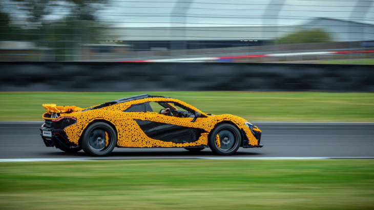 lando norris fährt mclaren p1 aus lego - news - electric wow