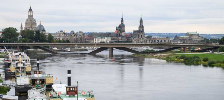 wie marode ist die deutsche infrastruktur? eingestürzter teil der carolabrücke wird komplett abgerissen