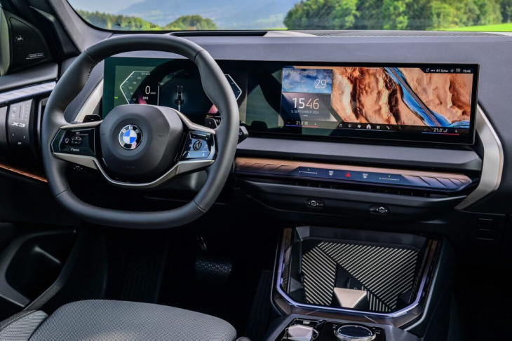 bmw x3 g45: fotos zeigen serien-look in tansanitblau