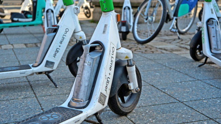 verkehrswende in frankfurt: mehr scooter, räder, und autos zum leihen