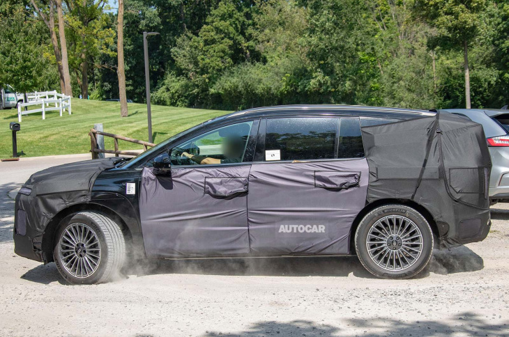 neuer hyundai ioniq 9 ab 2025 mit 560 km reichweite und bis zu 640 ps