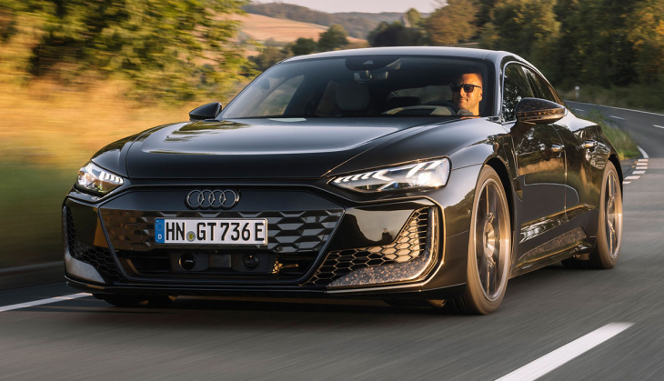 audi stellt rs e-tron gt performance ab 160.500 euro bestellbar