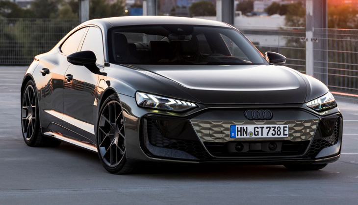 audi stellt rs e-tron gt performance ab 160.500 euro bestellbar