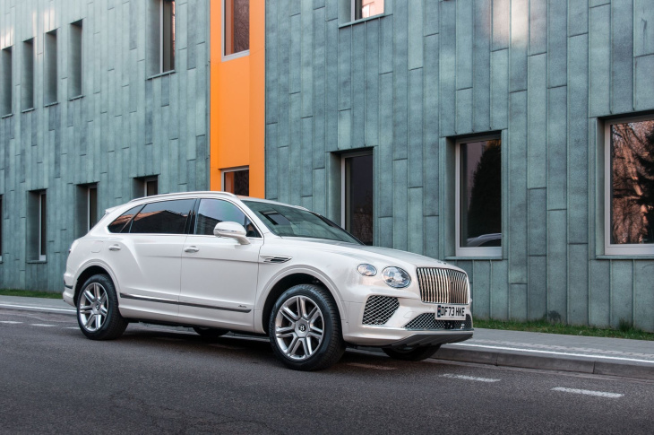 bentleys bentayga ewb: luxuriöse jacht auf vier rädern überzeugt