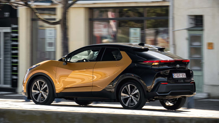 toyota c-hr plug-in-hybrid 220 (2024): mehr ev-reichweite