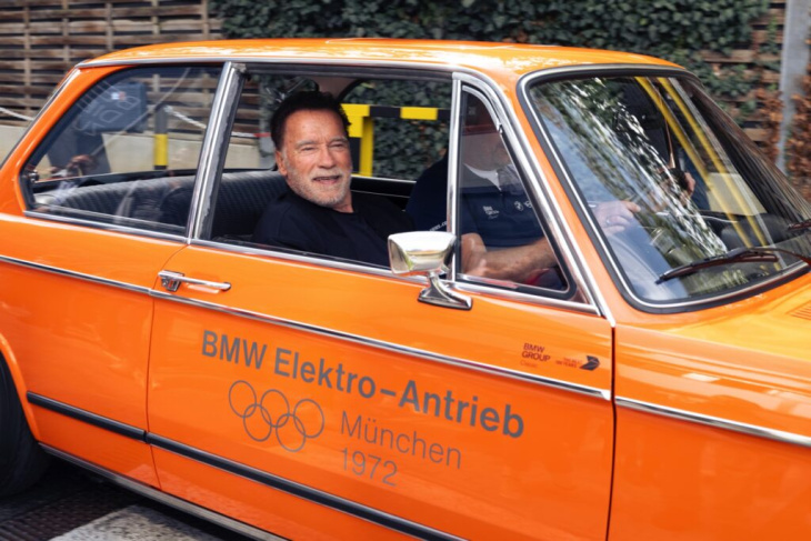 bmw werk steyr: arnie stellt auf 100 prozent erneuerbare um