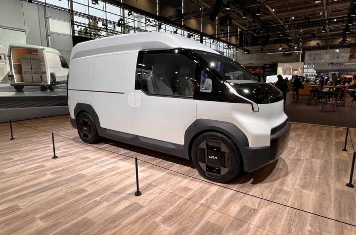 iaa transportation 2024: renault präsentiert visionären elektro-transporter für die urbane logistik