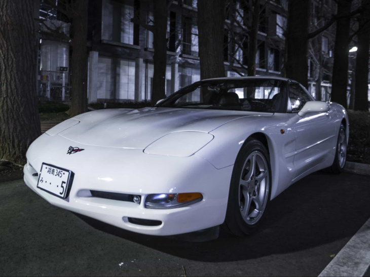 absolut kult: die geschichte der legendären chevrolet corvette