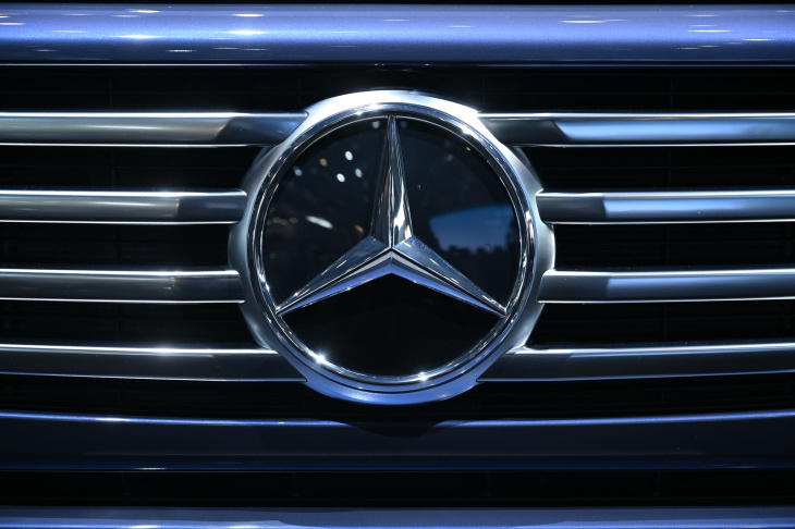 mercedes ruft mehr als 500.000 autos in china zurück