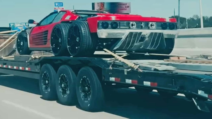 jemand baut einen ferrari testarossa 6x6 und wir haben fragen