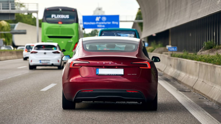 tesla: test abgebrochen – gutachter deckt gravierende mängel bei model 3 auf