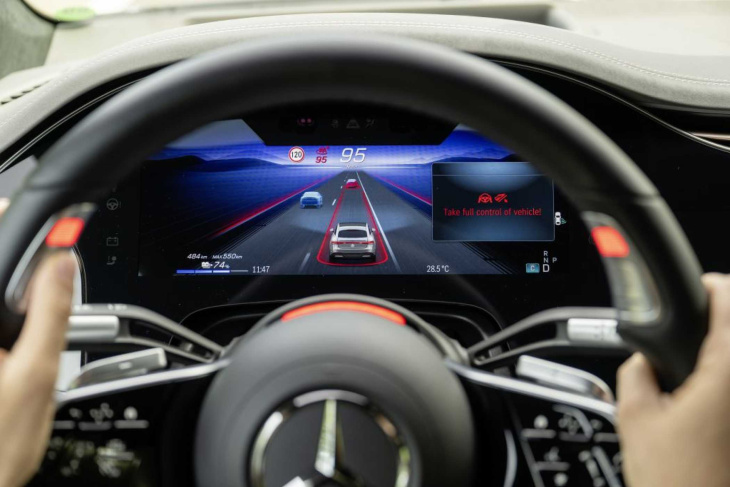 fotostrecke: mercedes benz drive pilot: autonomes fahren nach level 3 bis 95 km/h