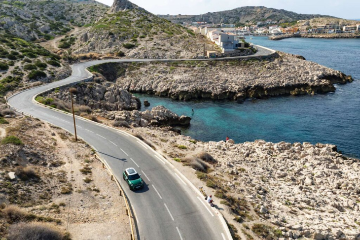 mini cooper c f66: dreizylinder glänzt in british racing green