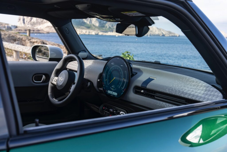 mini cooper c f66: dreizylinder glänzt in british racing green