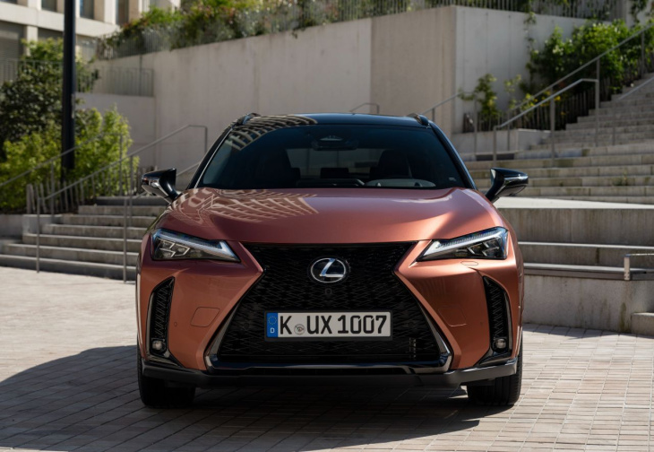 erster test: lexus ux 300h, update unter der haut