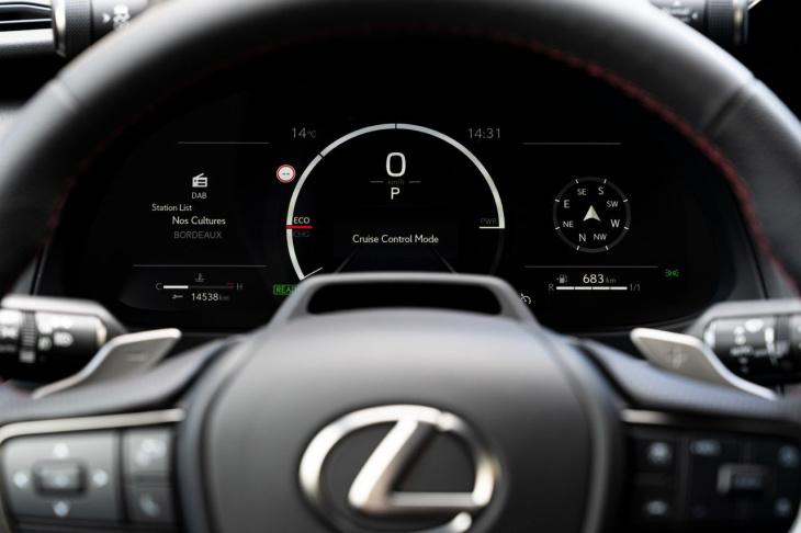 erster test: lexus ux 300h, update unter der haut