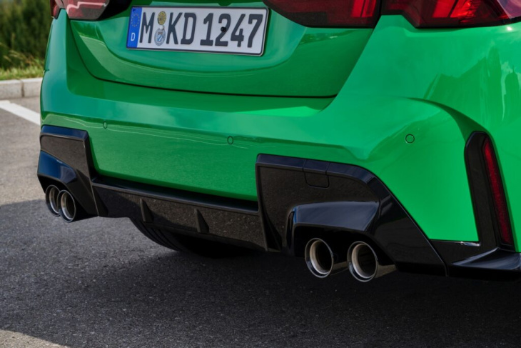 signal green: bmw m135 f70 in giftgrün & mit m technik paket ii