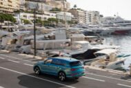 bentley zeigt die bentayga ewb azure riviera collection