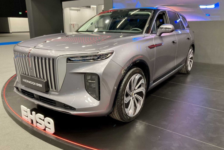 fotostrecke: auto mechanika 2024: luxusklasss suv hongqi ehs9