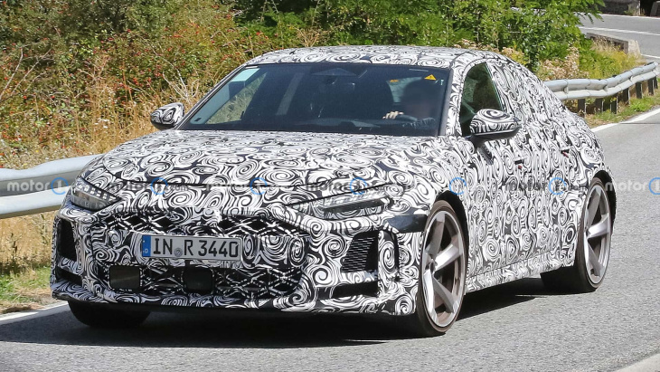 audi rs 5 limousine (2025) erwischt: kommt ein plug-in-hybrid?